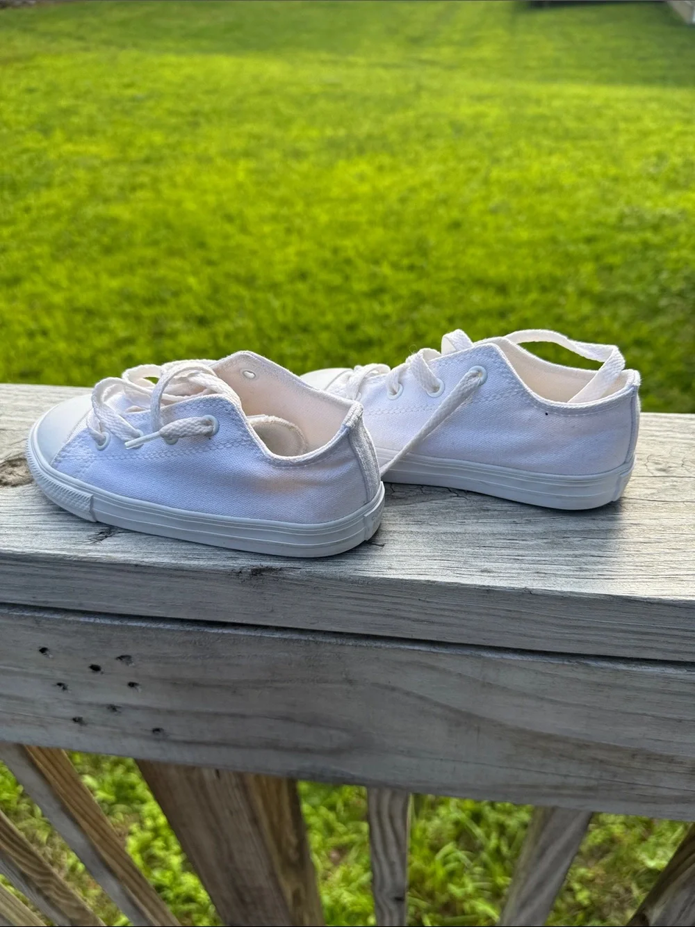 Converse Kids Low-Top Sneakers in White